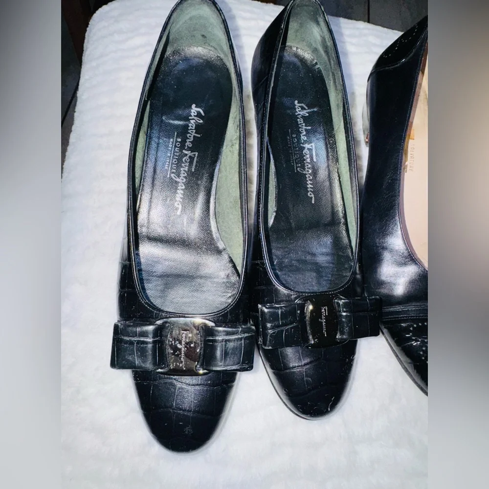 Salvatore Ferragamo Black Flats & Loafers - Picture 2 of 13